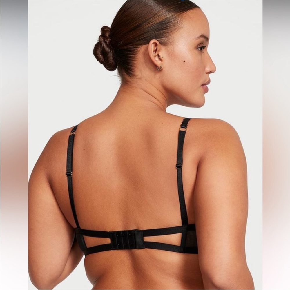 Victoria’s Secret VERY SEXY Cherry Embroidery Push-Up Bra - Picture 3 of 9